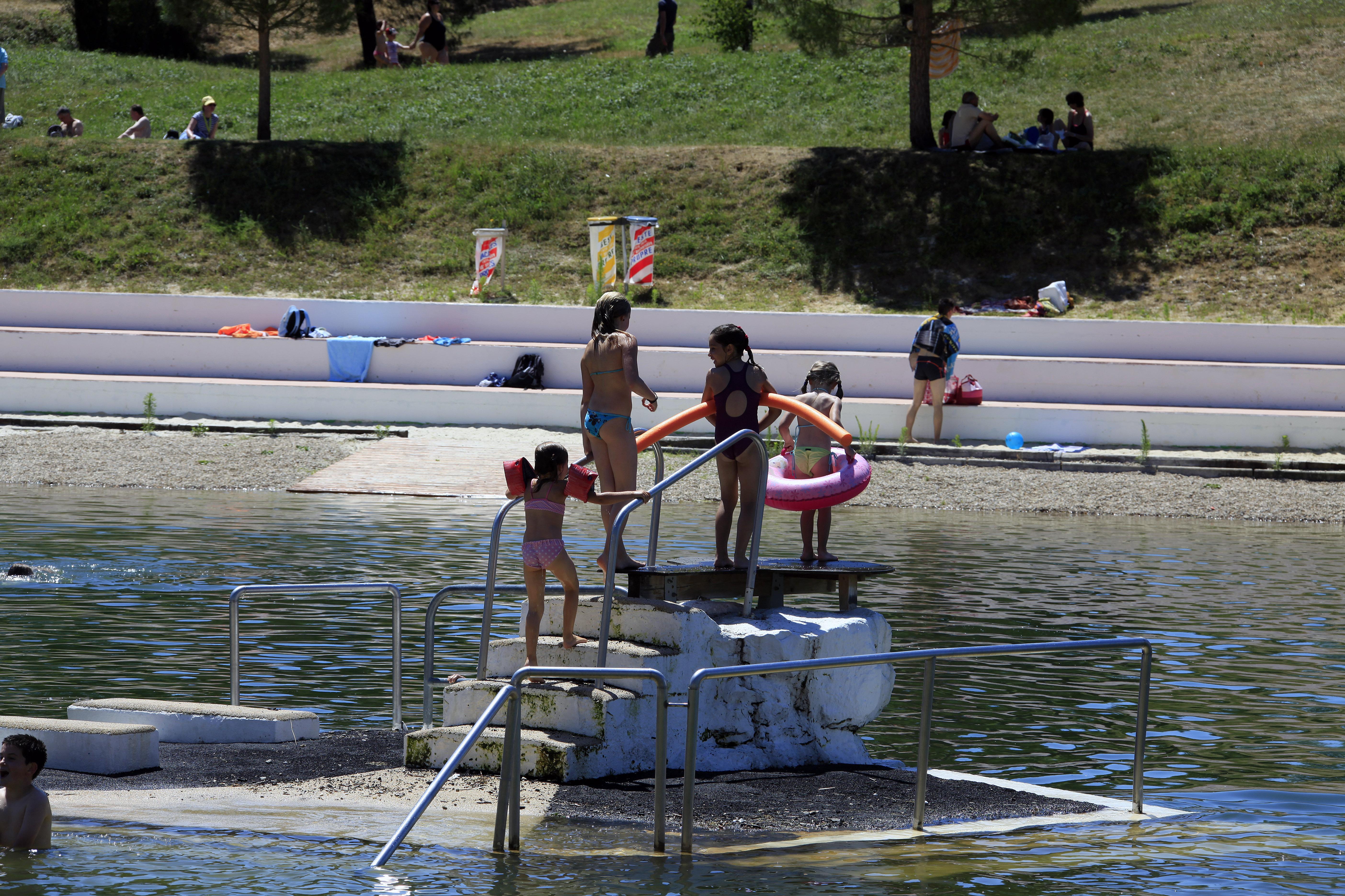 Terres De France - Les Hameaux Des Lacs Monclar-de-Quercy Ngoại thất bức ảnh